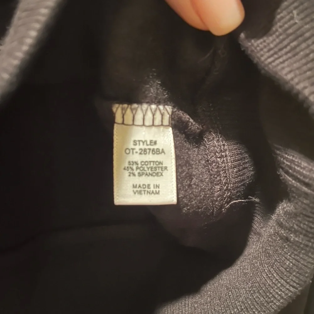 Zenana Outfitters Black Sweater with Gold Design   NWOT - Picture 5 of 7